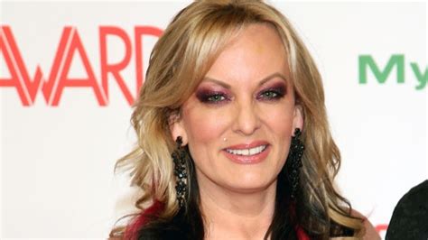 Chi è Stormy Daniels, la donna per cui è stato。